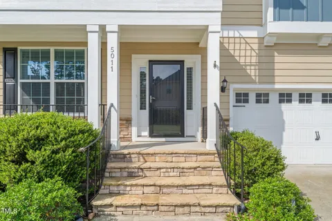 $499,900 | 5011 Peachtree Town Lane, Knightdale, NC 27545