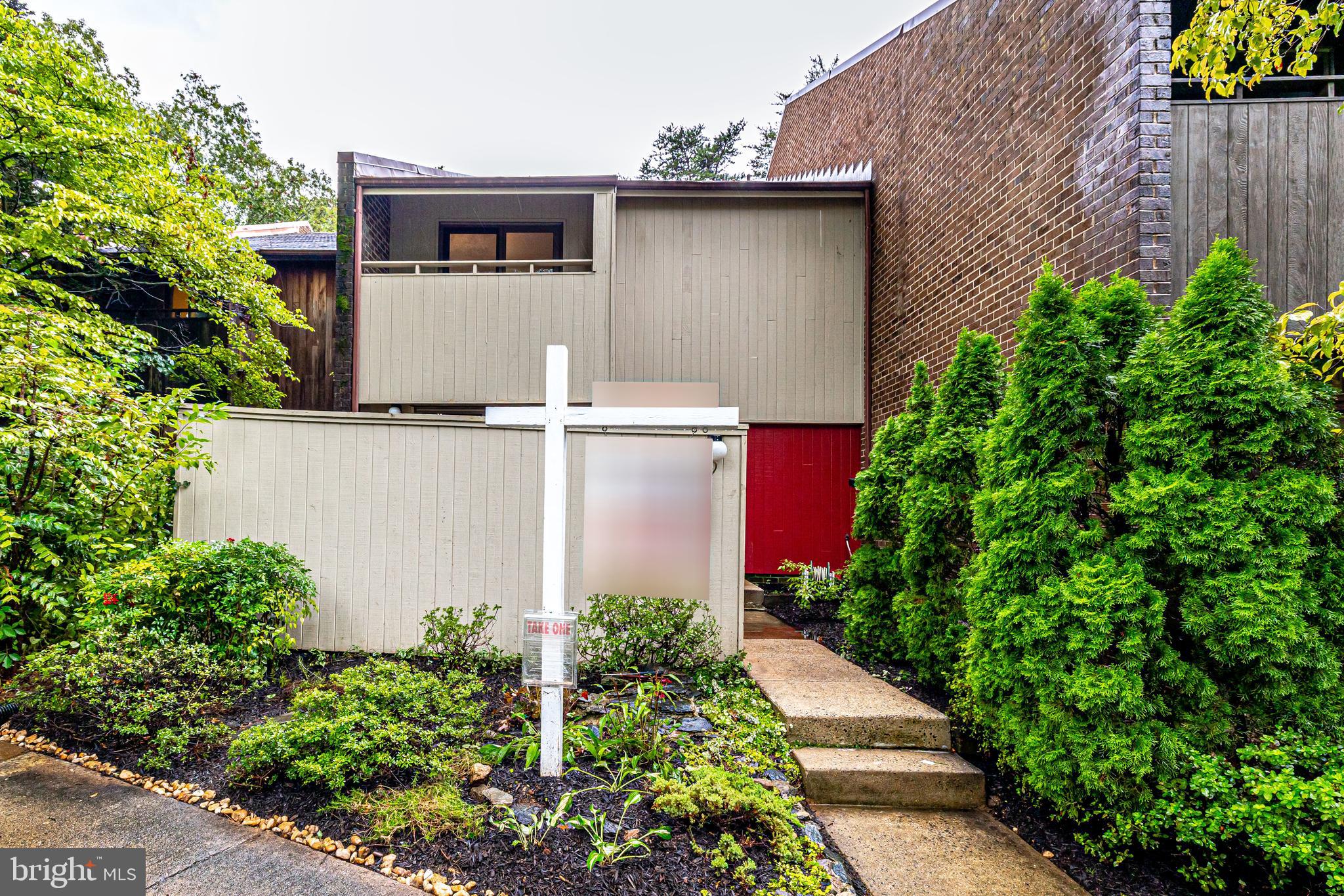 2039 Approach Lane Reston, VA 20191 - Photo 2 of 83 Reston Contemporary - 2021 Style!
