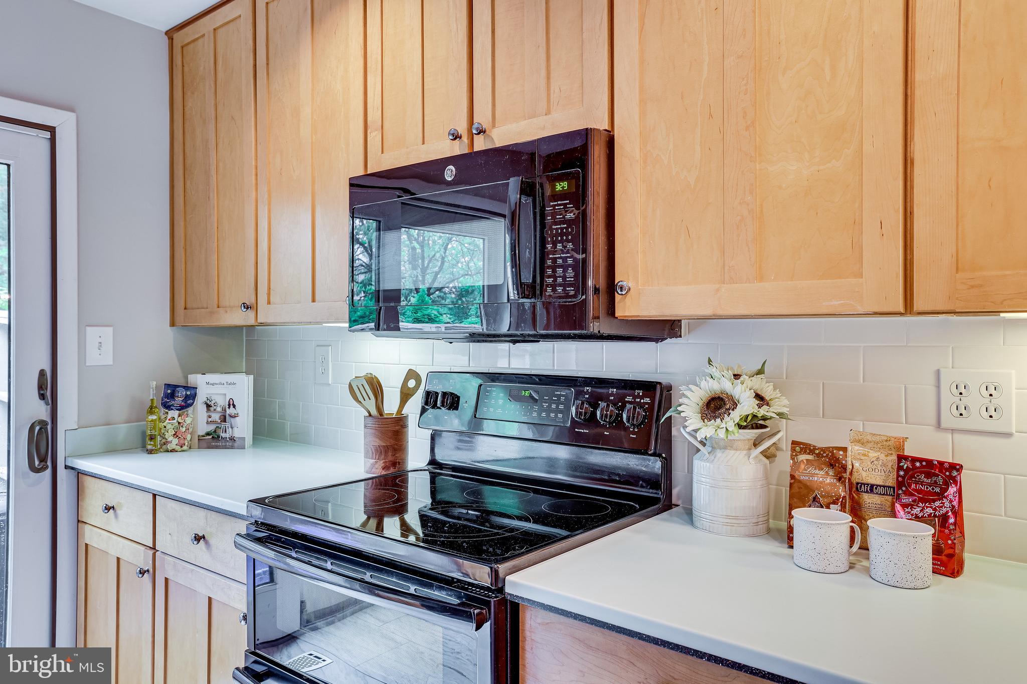 2039 Approach Lane Reston, VA 20191 - Photo 14 of 83 Gallery Image 14
