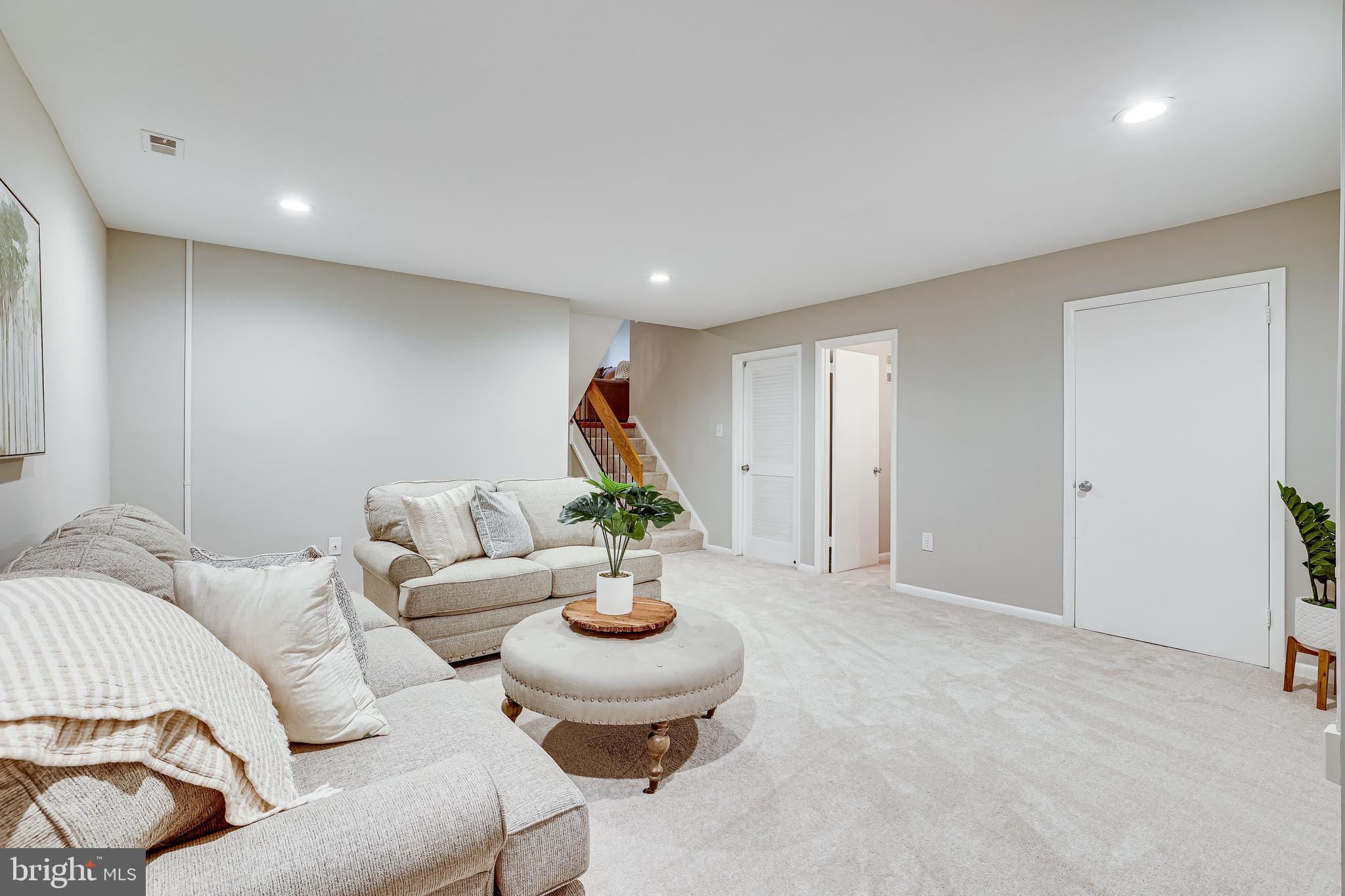 2039 Approach Lane Reston, VA 20191 - Photo 38 of 83 Gallery Image 38