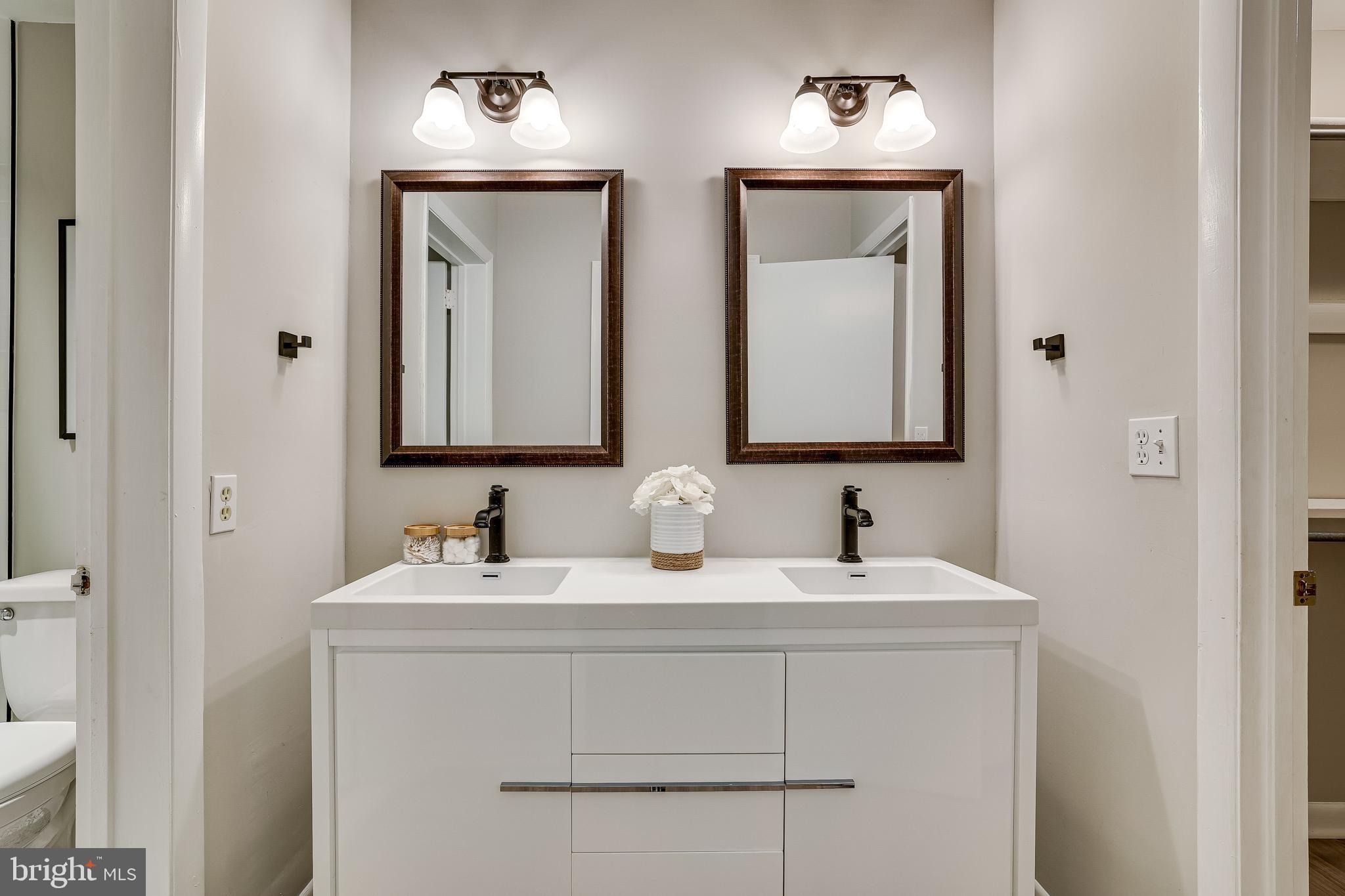 2039 Approach Lane Reston, VA 20191 - Photo 65 of 83 Remodeled Primary Bath with double vanity