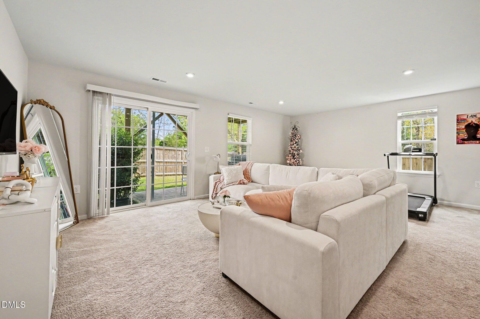 4921 Randall Road Durham, NC 27707 - Photo 19 of 27 004_file_8665