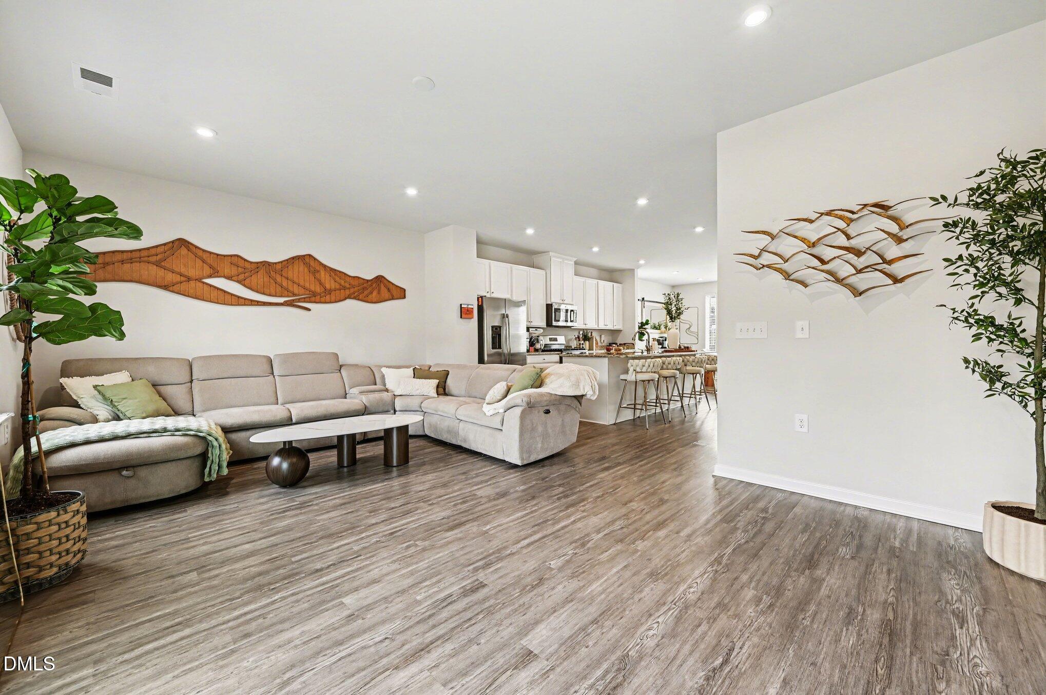 4921 Randall Road Durham, NC 27707 - Photo 9 of 27 011_file_1735