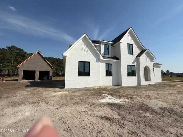 $1,210,000 | 1171 Seasons End Lane, Grimesland, NC 27837