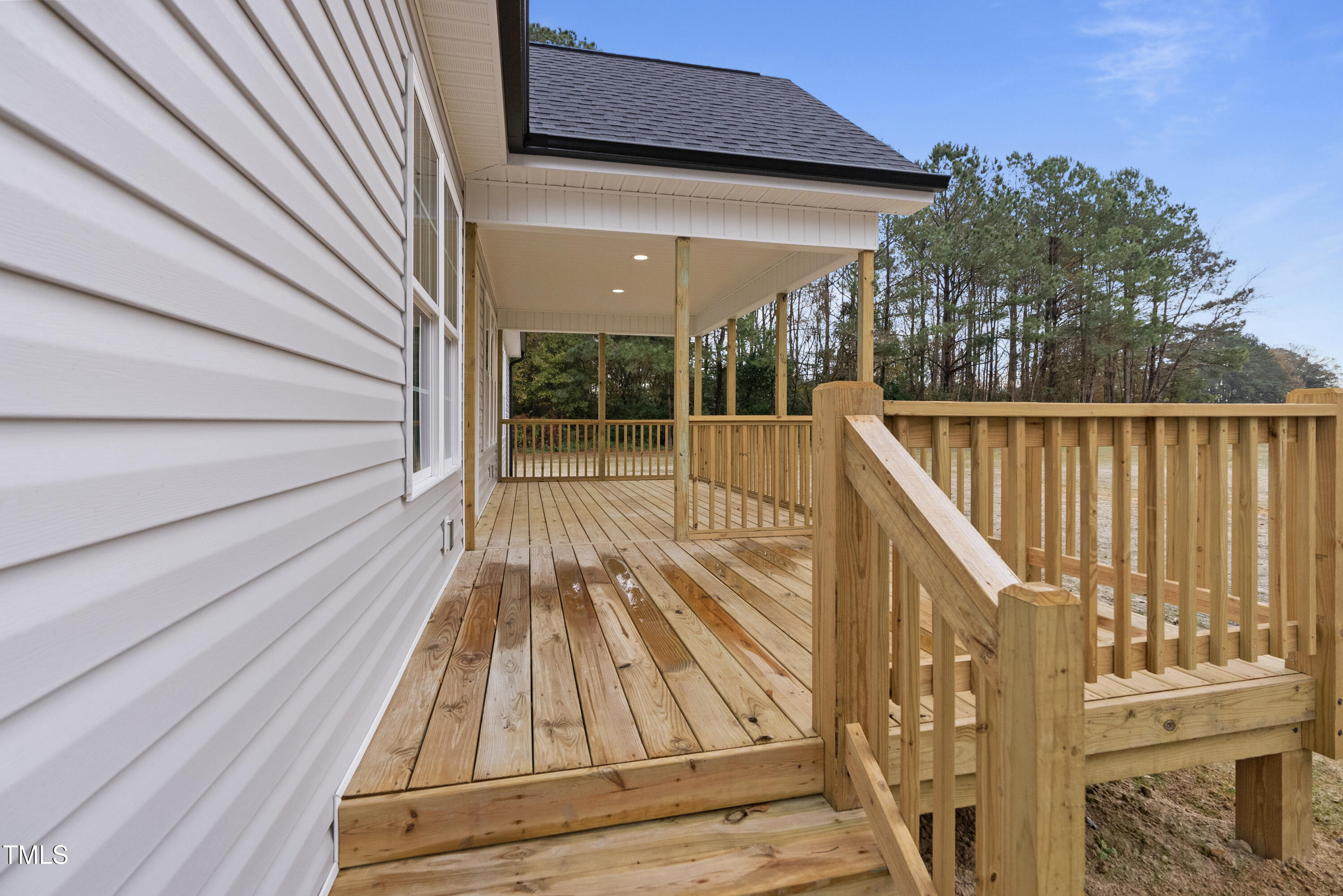 552 Rowan Road Clinton, NC 28328 - Photo 30 of 46 552 ROWAN DECK