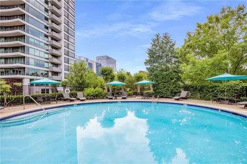 $849,000 | 700 Park Regency Place Northeast, Unit 1501, Atlanta, GA 30326