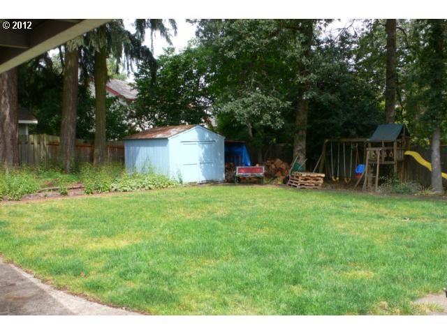 5851 Southwest Burma Road Lake Oswego, OR 97035 - Photo 12 of 12 Gallery Image 12