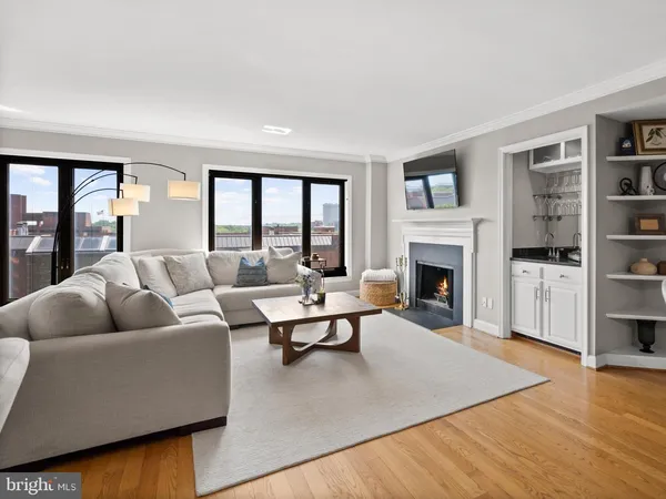 $4,150 | 1080 Wisconsin Avenue Northwest, Unit 402, Washington, DC 20007