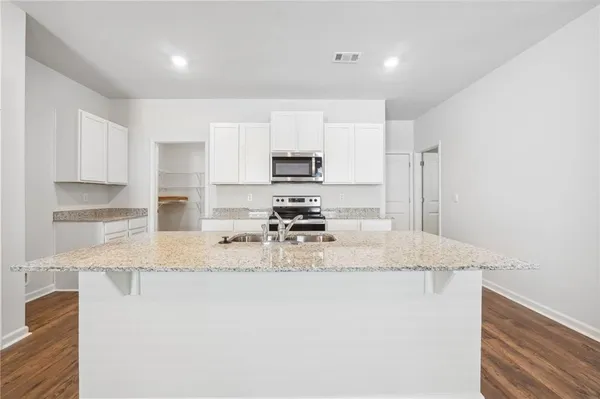 $2,400 | 177 Whitewood Drive, Dawsonville, GA 30534