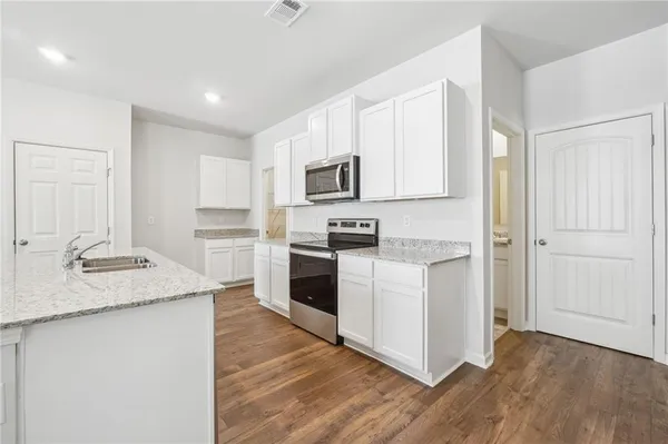 $2,400 | 177 Whitewood Drive, Dawsonville, GA 30534