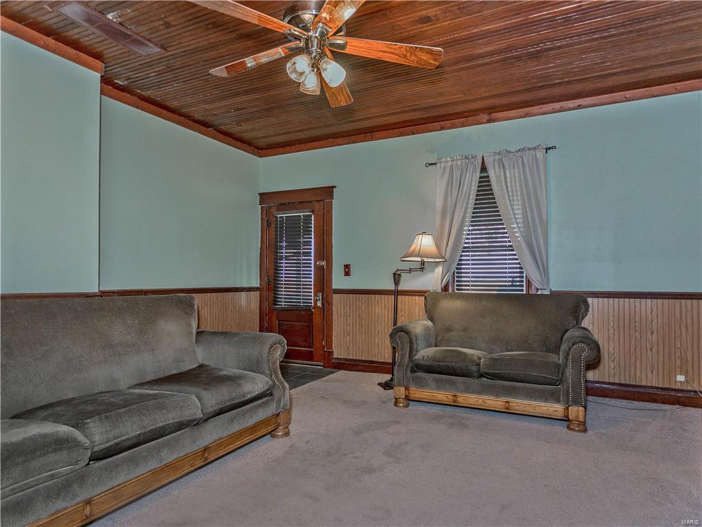 8526 State Rte 4 Staunton, IL 62088 - Photo 16 of 33