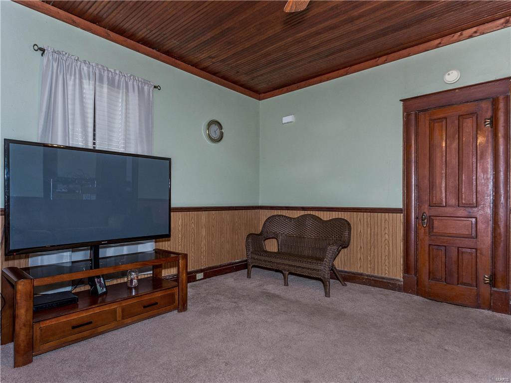 8526 State Rte 4 Staunton, IL 62088 - Photo 17 of 33