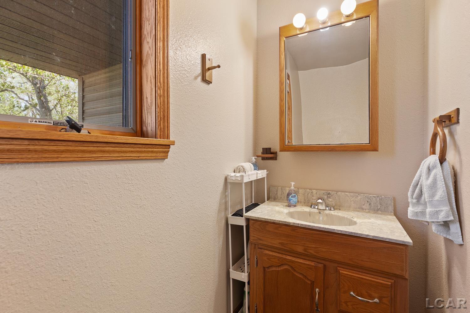 420 McClellan Street Hudson, MI 49247 - Photo 35 of 75