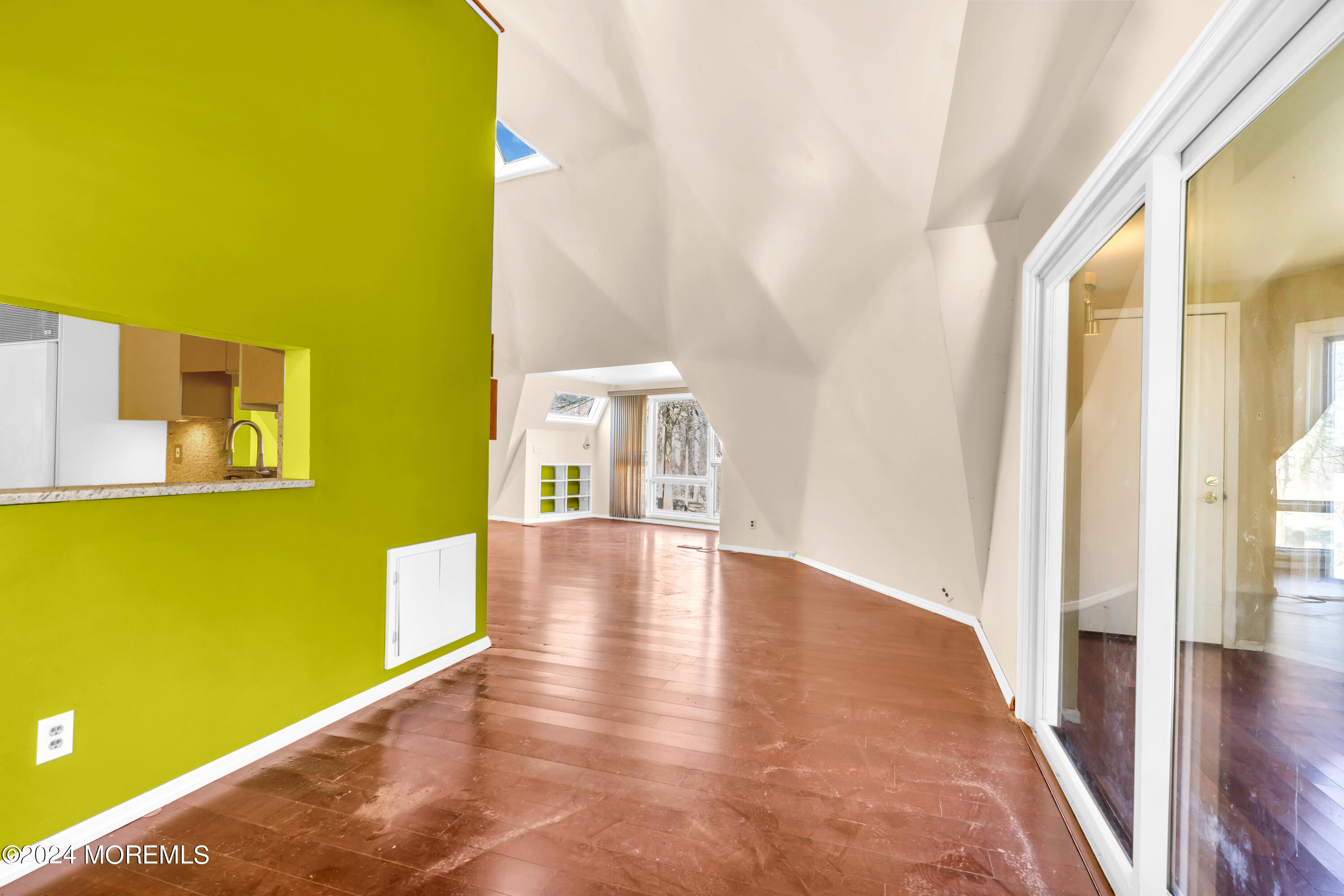 145 Woods Road Hightstown, NJ 08520 - Photo 18 of 64 021_ey203176