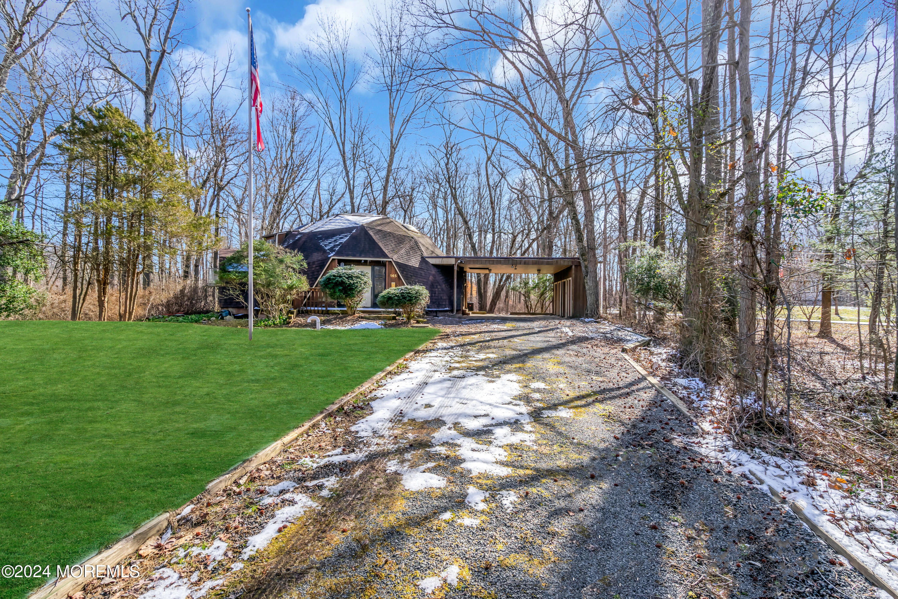 145 Woods Road Hightstown, NJ 08520 - Photo 3 of 64 004_ey203463-1