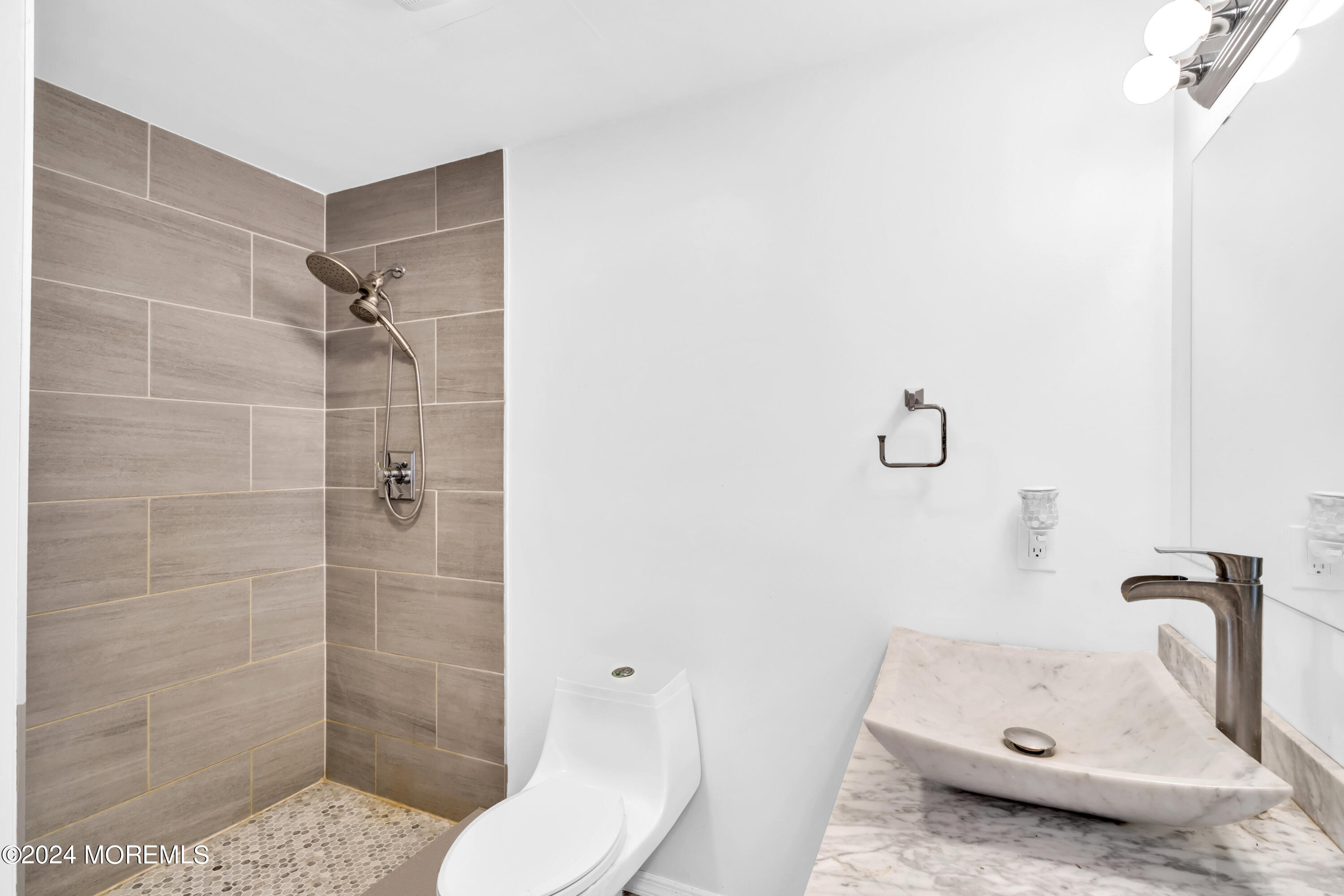 145 Woods Road Hightstown, NJ 08520 - Photo 40 of 64 042_ey203286