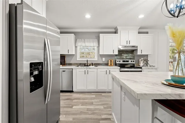 $294,000 | 14247 Hurricane Drive, Weeki Wachee, FL 34614