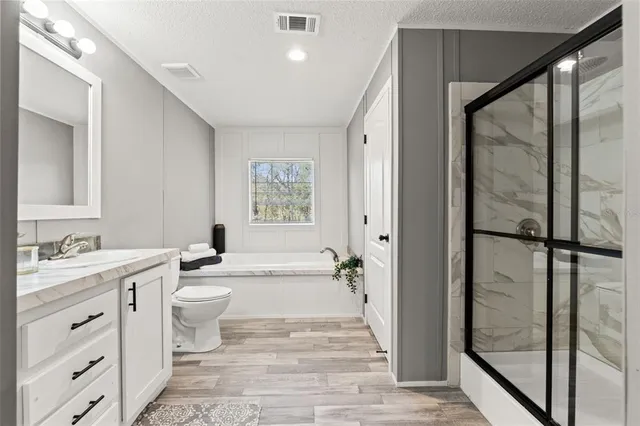 $294,000 | 14247 Hurricane Drive, Weeki Wachee, FL 34614