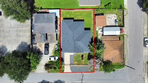 $440,000 | 1737 Tabor Street, Houston, TX 77009