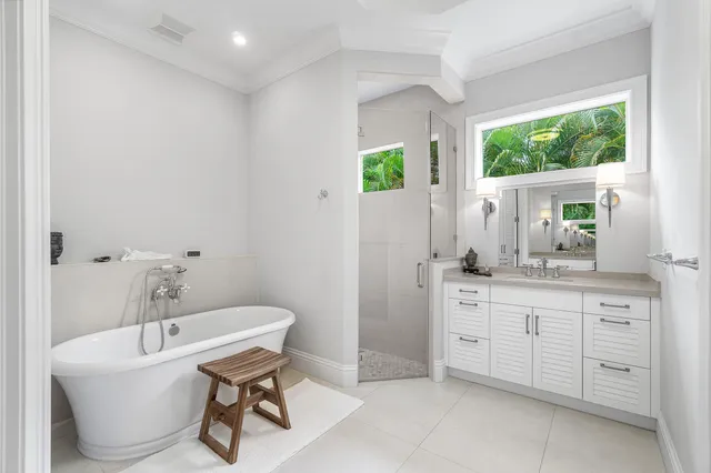 $12,000 | 135 Dixie Boulevard, Delray Beach, FL 33444