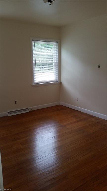 207 Ragsdale Road Jamestown, NC 27282 - Photo 14 of 26 Gallery Image 14