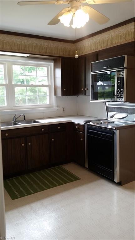 207 Ragsdale Road Jamestown, NC 27282 - Photo 8 of 26 Gallery Image 8