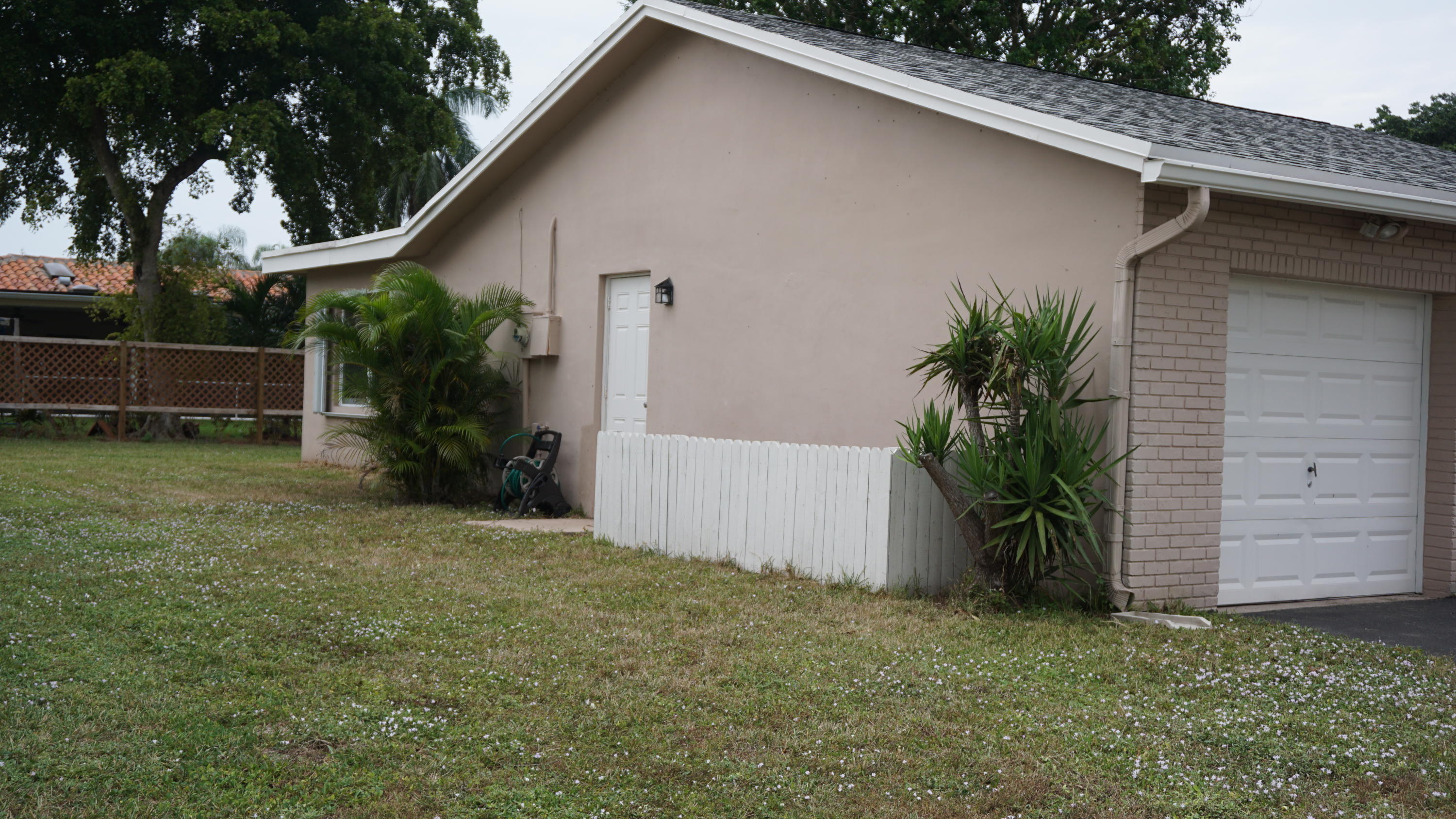 19287 Liberty Road Boca Raton, FL 33434 - Photo 16 of 24 DSC00817