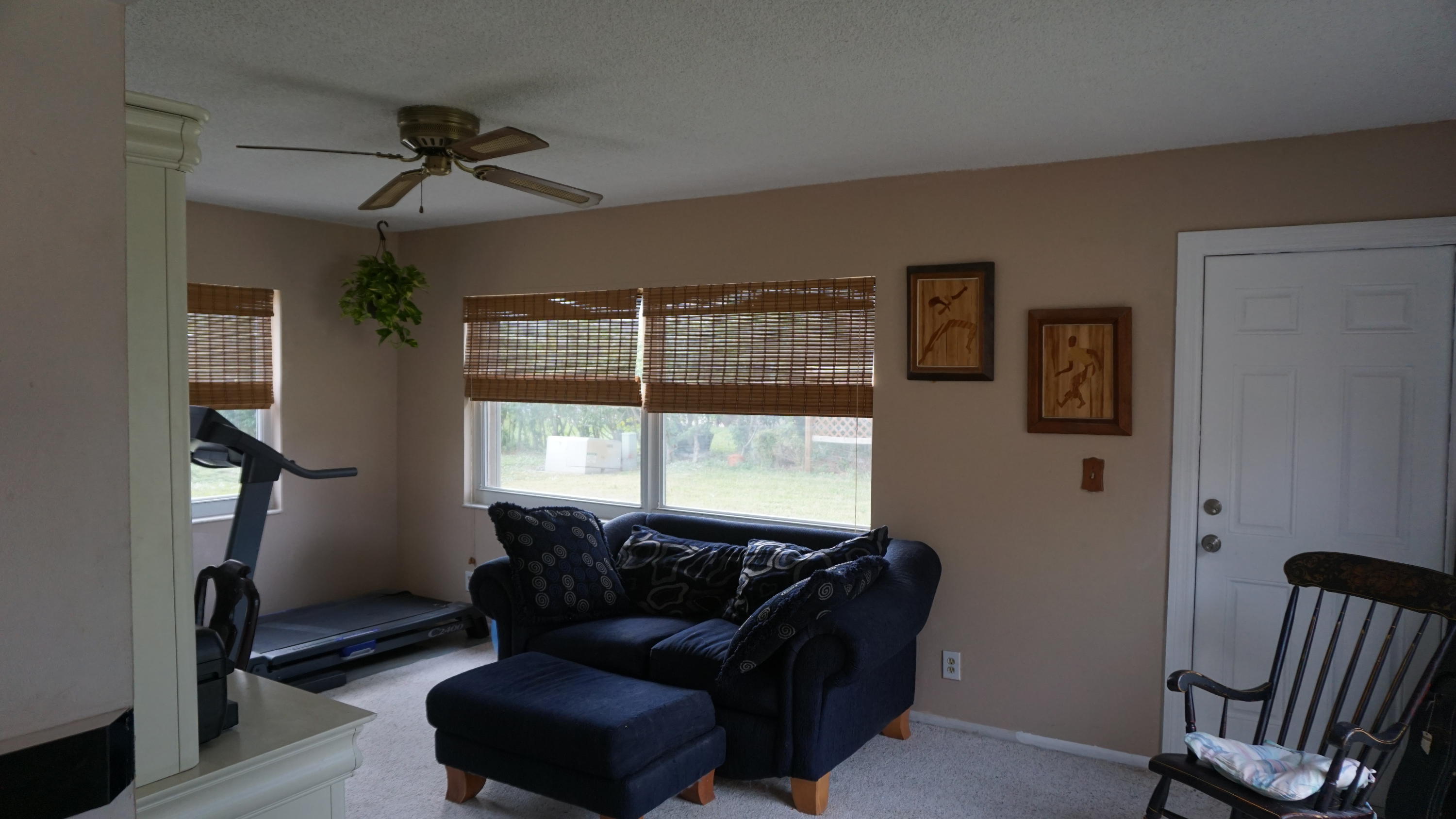 19287 Liberty Road Boca Raton, FL 33434 - Photo 9 of 24 Family Room