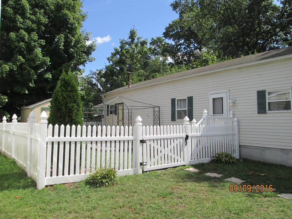 61 Better Way Springfield, MA 01119 - Photo 1 of 14 Gallery Image 1