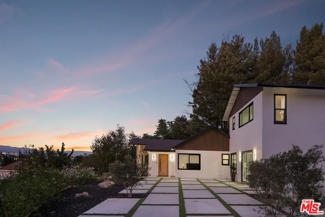 $12,998 | 9425 Gierson Avenue, Unit 1/2, Chatsworth, CA 91311