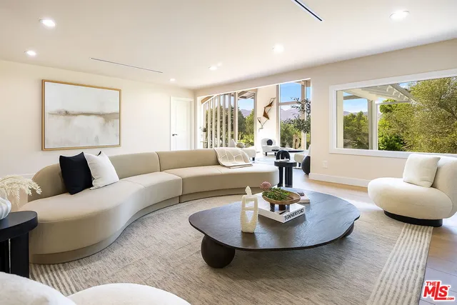 $12,998 | 9425 Gierson Avenue, Unit 1/2, Chatsworth, CA 91311