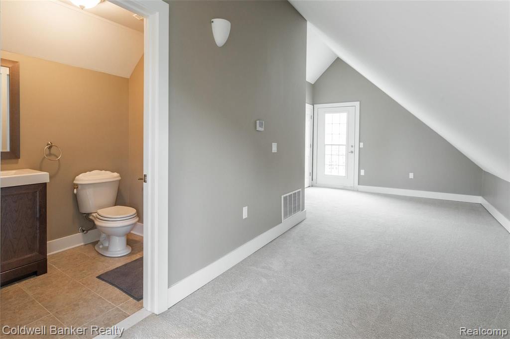 8315 Hilton Road Brighton, MI 48114 - Photo 33 of 43