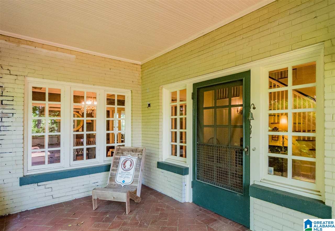 4337 Cliff Road Birmingham, AL 35222 - Photo 2 of 39