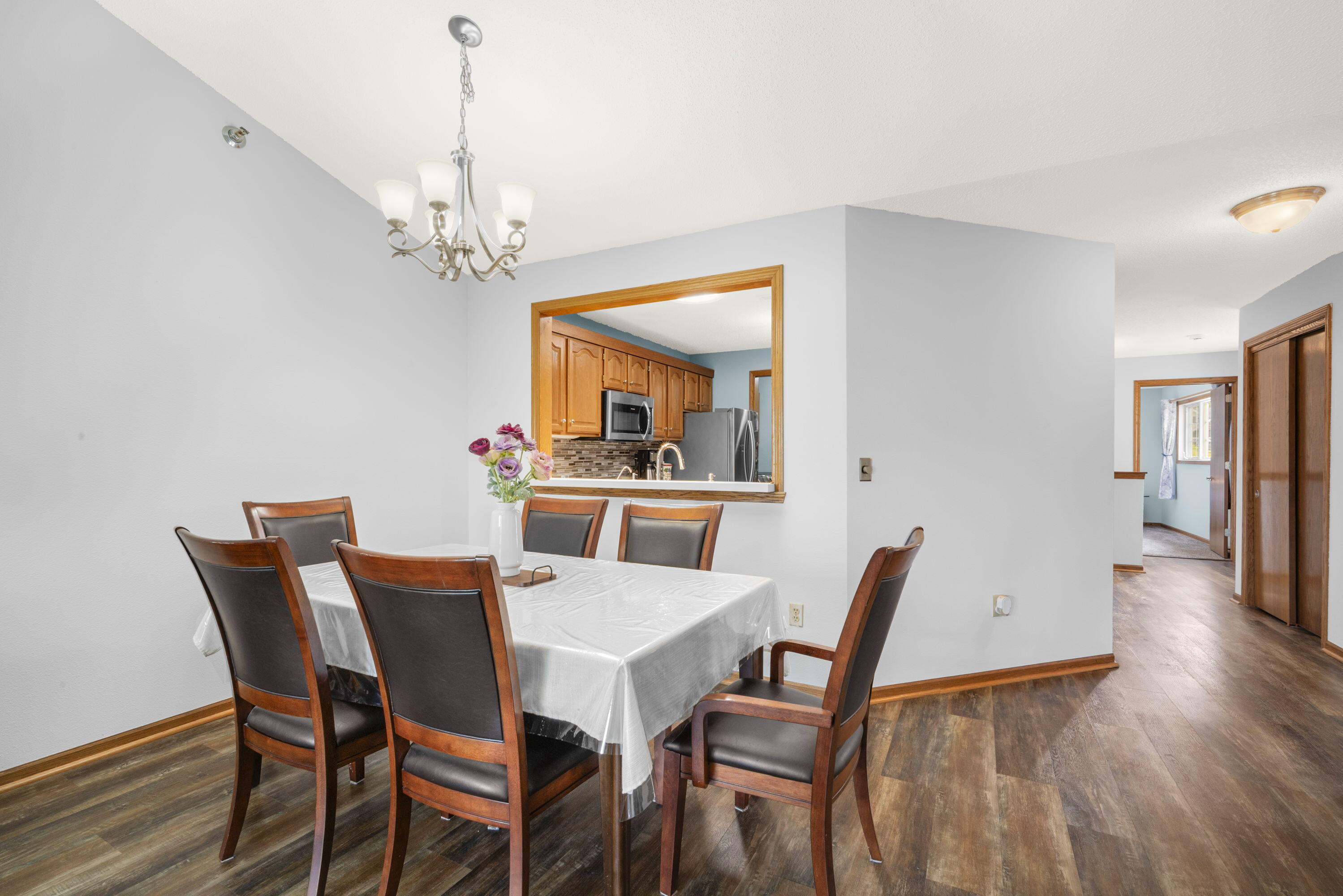 4511 South 124th Street New Berlin, WI 53151 - Photo 8 of 22 7_imgDSC06557