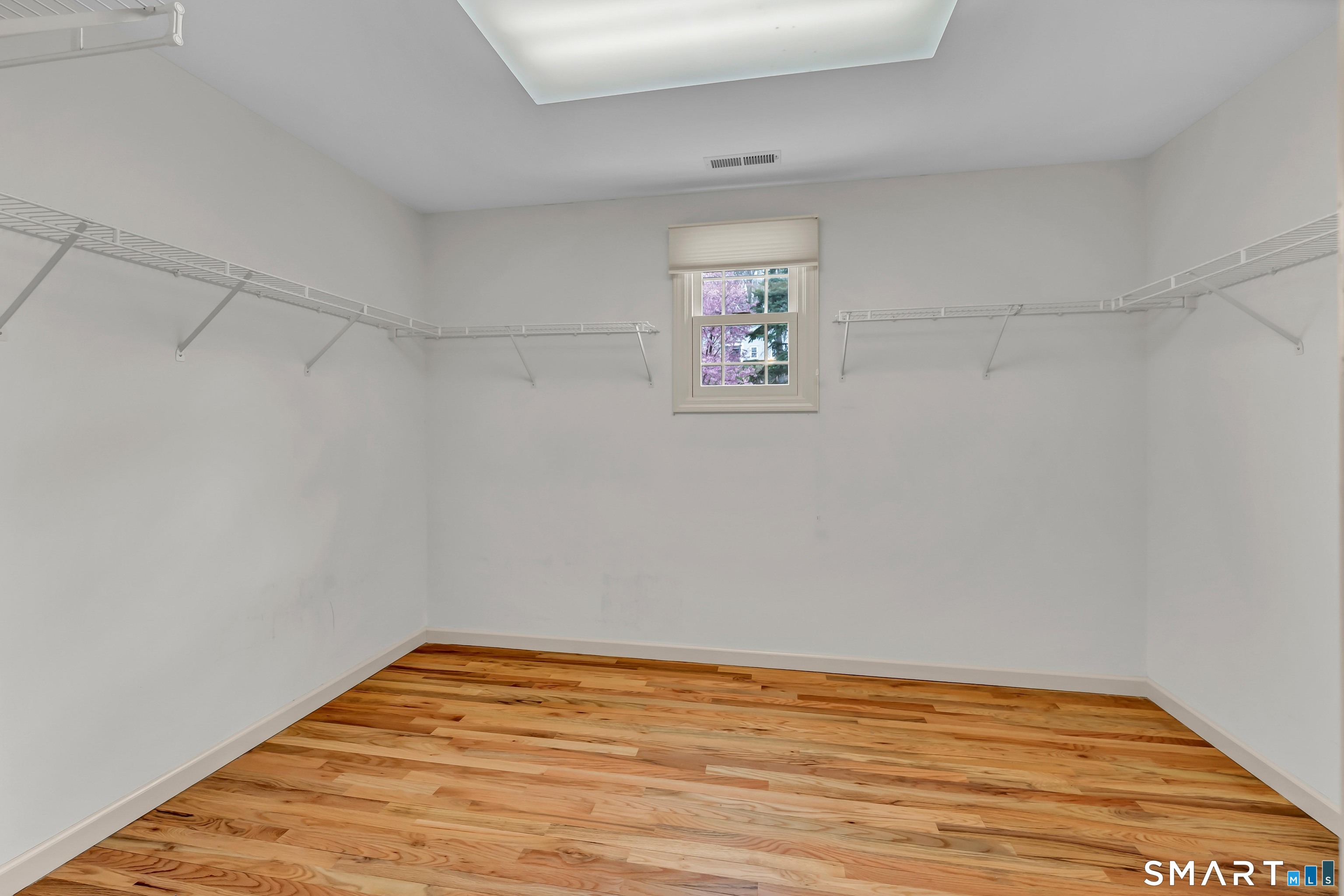 201 Grey Rock Road Southbury, CT 06488 - Photo 22 of 40 Walk-in Closet