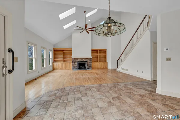 $899,000 | 201 Grey Rock Road, Southbury, CT 06488