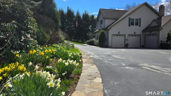 $899,000 | 201 Grey Rock Road, Southbury, CT 06488