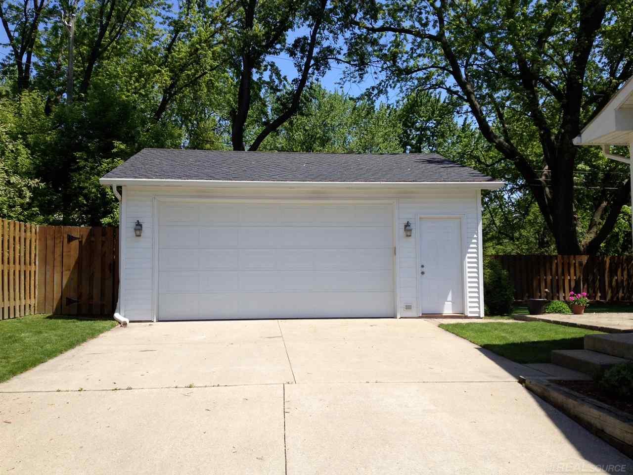 541 Curzon Road Rochester Hills, MI 48307 - Photo 17 of 22