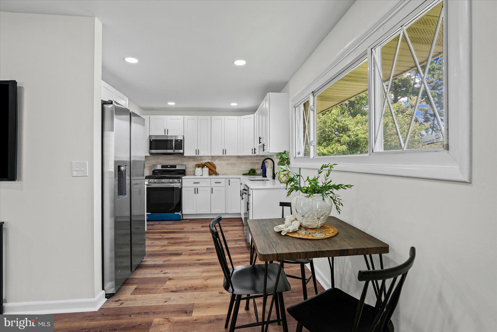 2002 Summit Avenue Baltimore, MD 21207 - Photo 11 of 37