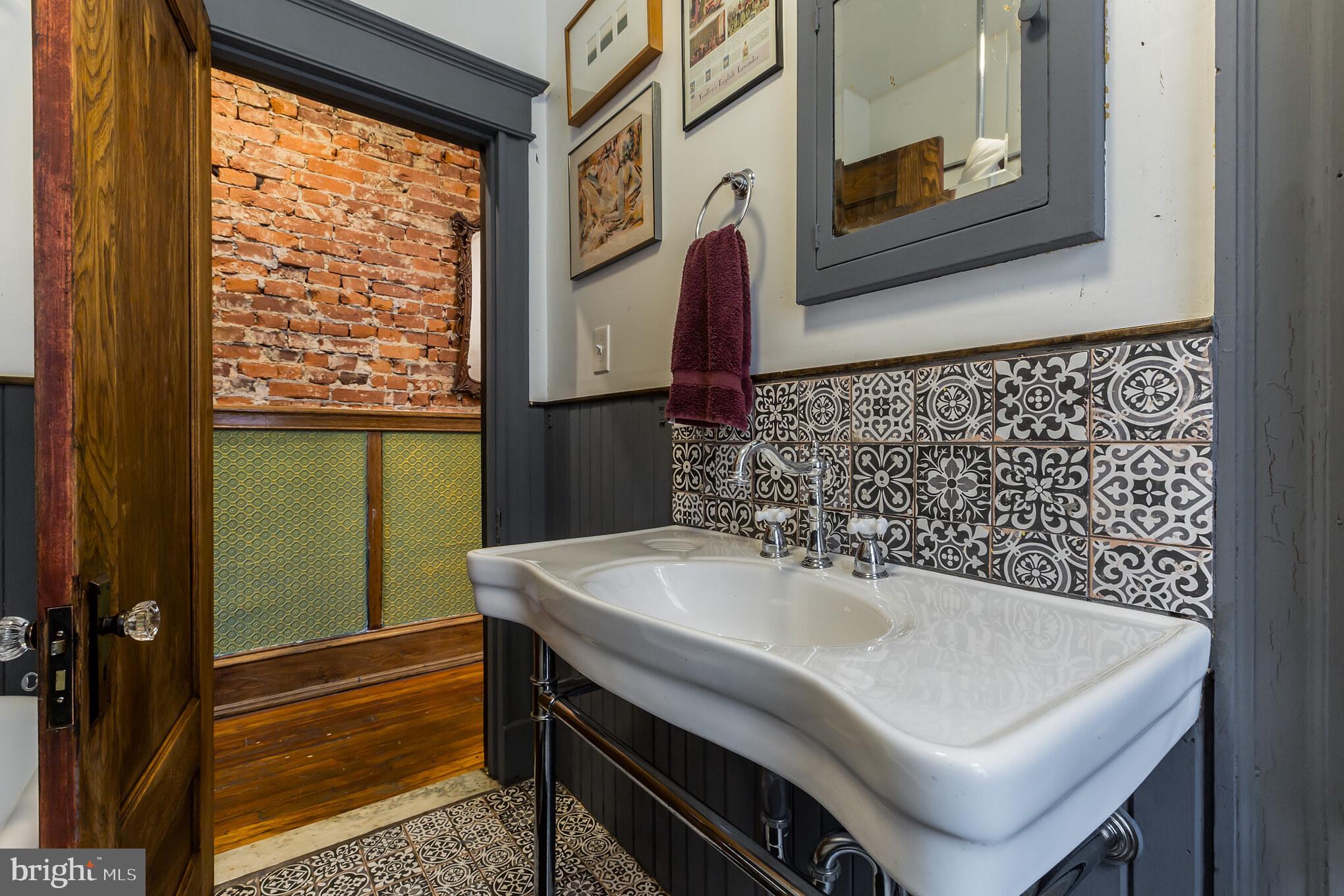 1122 South 51st Street Philadelphia, PA 19143 - Photo 15 of 31