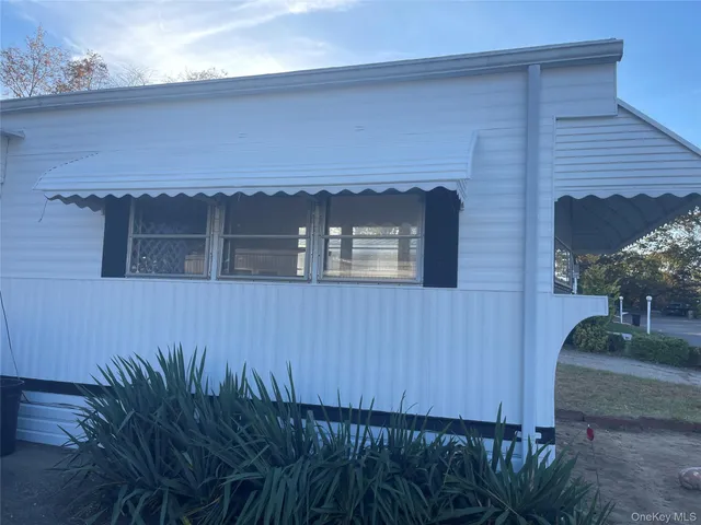 a view of front door