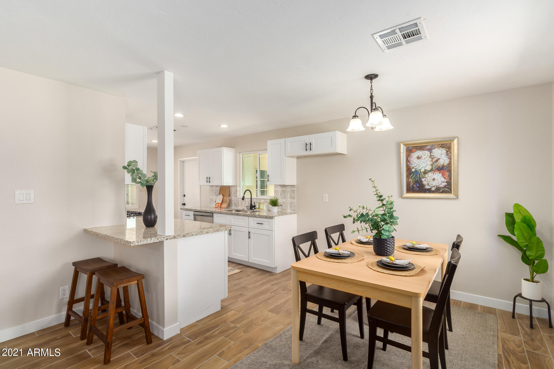 2309 West Osborn Road Phoenix, AZ 85015 - Photo 4 of 14 09-Osborn