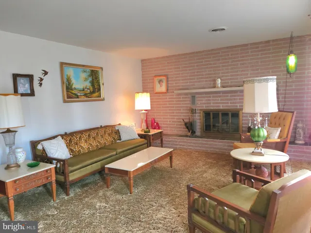 $235,000 | 714 Port Carbon St Clair Highway, Pottsville, PA 17901