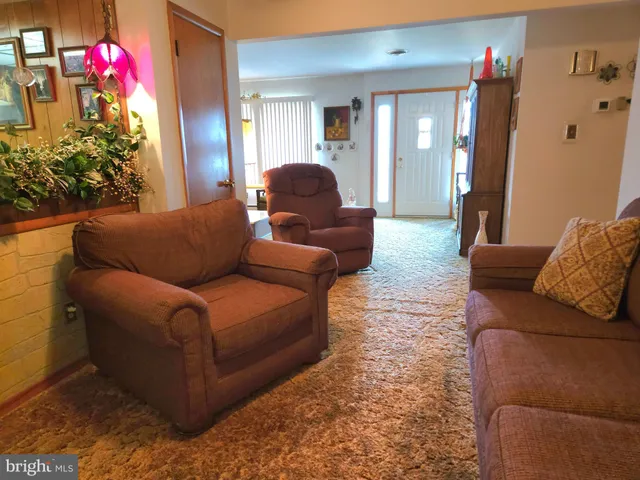 $235,000 | 714 Port Carbon St Clair Highway, Pottsville, PA 17901