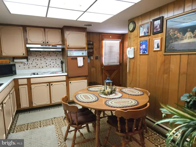 $235,000 | 714 Port Carbon St Clair Highway, Pottsville, PA 17901