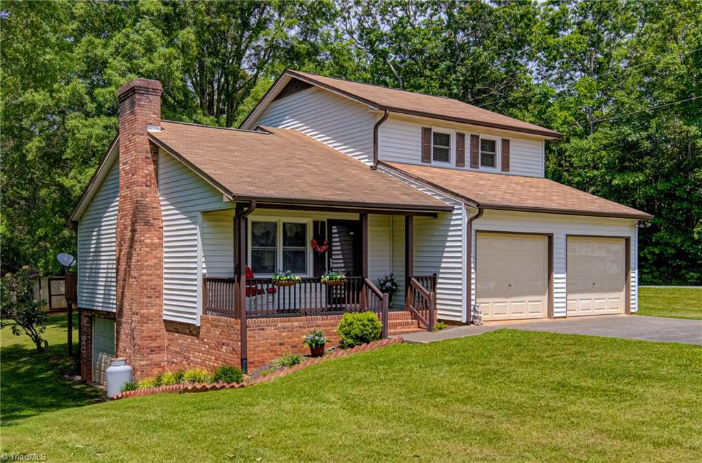 1862 Chestnut Grove Road King, NC 27021 - Photo 1 of 31 Welcome Home!