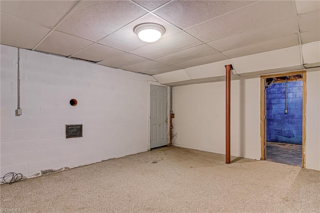 1862 Chestnut Grove Road King, NC 27021 - Photo 18 of 31 Basement Home Office