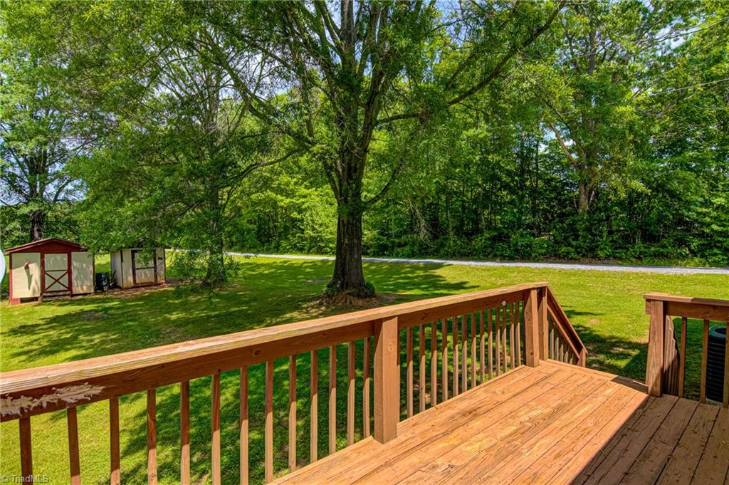 1862 Chestnut Grove Road King, NC 27021 - Photo 20 of 31 Back Deck
