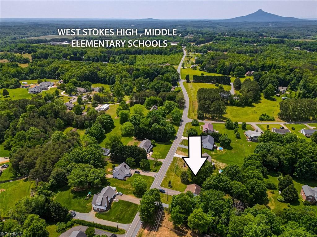 1862 Chestnut Grove Road King, NC 27021 - Photo 27 of 31 Pilot Mouintain
