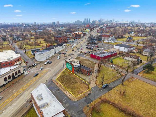 $75,000 | 3347 Gratiot Avenue, Detroit, MI 48207